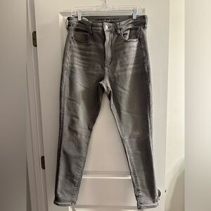 American Eagle Outfitters Gray Super Hi-Rise Jegging